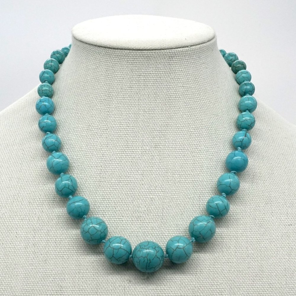 Hand Knot Simple Elegant Necklace Marble Stone Jewelry. - Picture 2 of 5